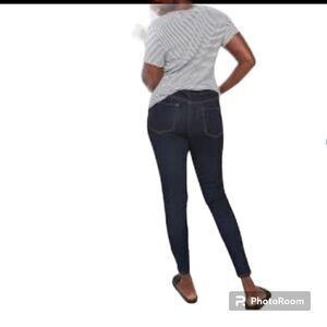 Old Navy dark wash Rockstar skinny jeans